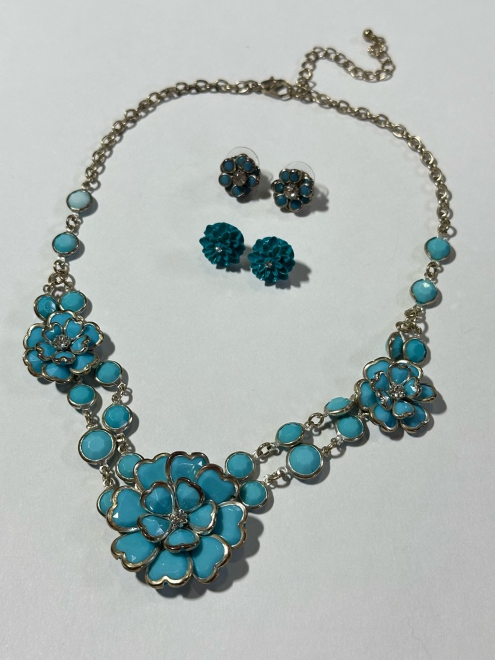 Y2K Floral Statement Necklace Rhinestone Post Earring Set Aesthetic Millennial